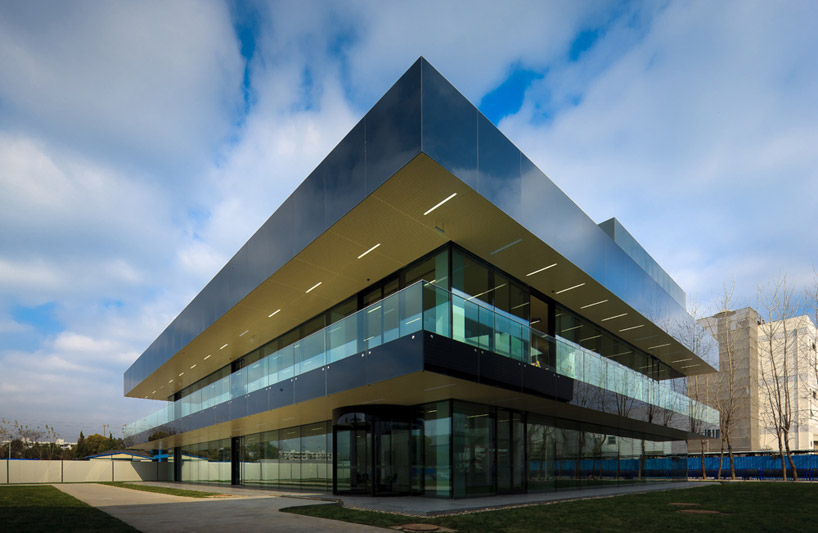 EXH design: roche canteen in shanghai