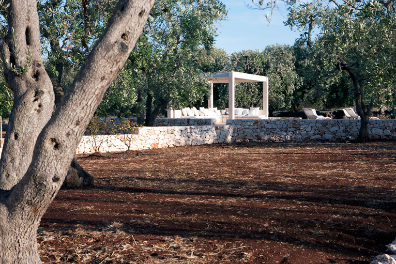 luca zanaroli: renovation of saracen trullo
