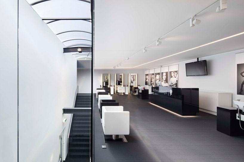 karl lagerfeld + HPP architects: schwarzkopf lightbox
