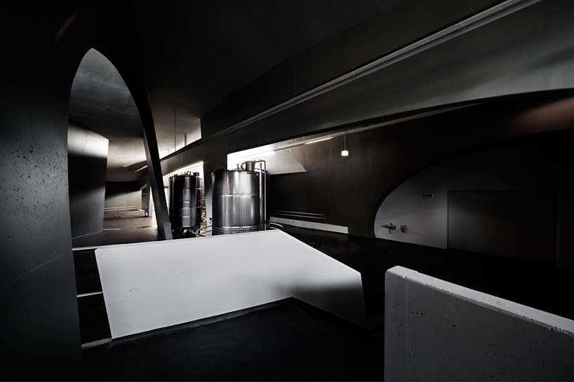 ekler architect: champagne maturing factory