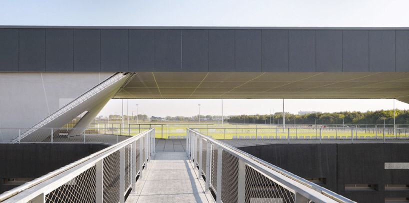 olgga architectes: stadium du littoral