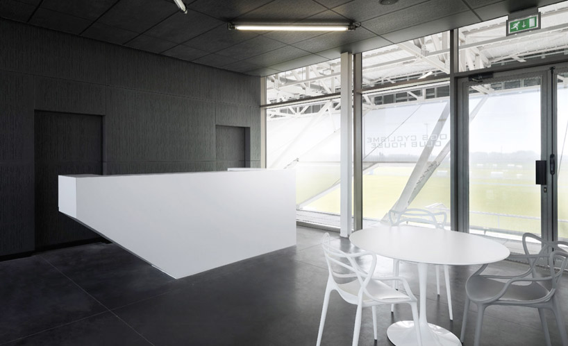 olgga architectes: stadium du littoral