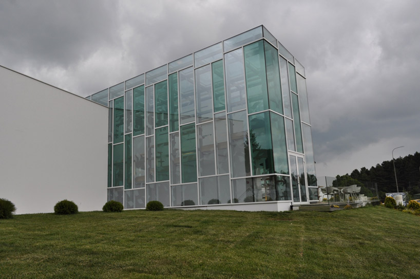 syndicate studio: memorial house todor proeski