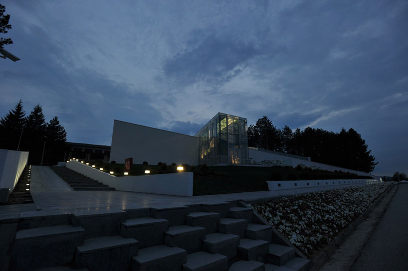 syndicate studio: memorial house todor proeski