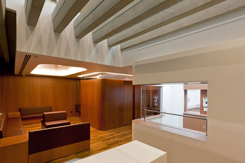 jun'ichi ito architect & associates: TSR building