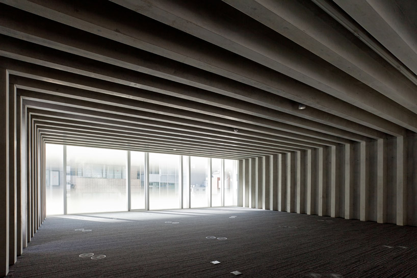 jun'ichi ito architect & associates: TSR building