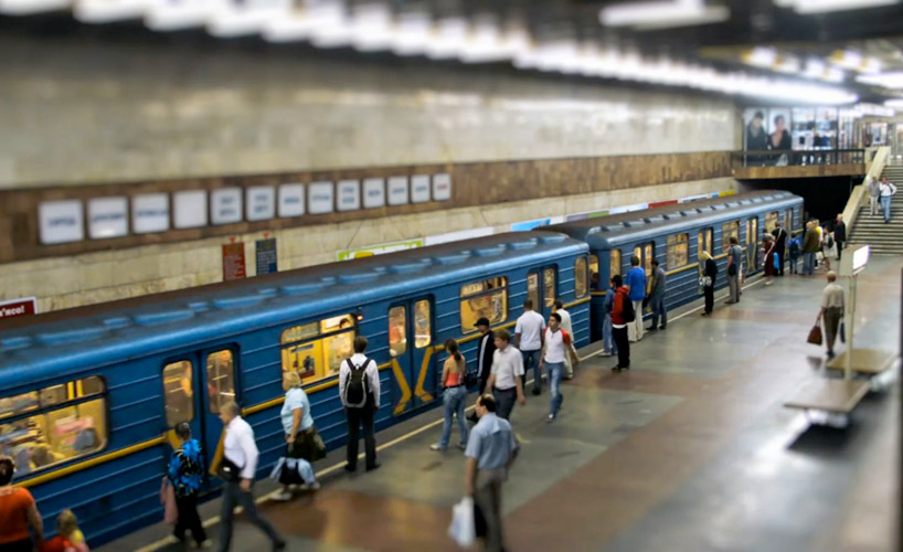 stop motion video: a tilt shift spring day in kiev