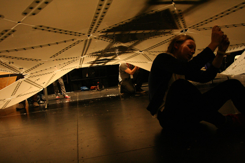 smartgeometry 2012: manta acoustically responsive sculpture