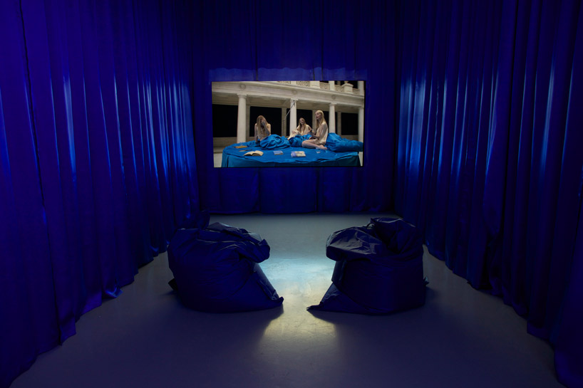 ragnar kjartansson at i8 gallery - 1