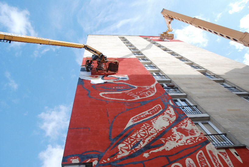 14 story mural in paris by shepard fairey - 1