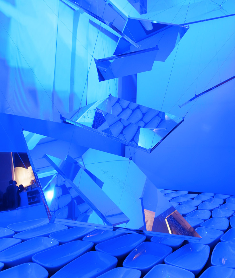 atelier oï: the swiss art of expression for LAUFEN