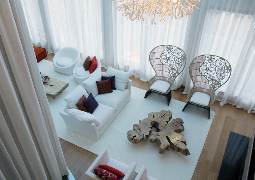 the seaside villa by alessandro isola & supriya mankad