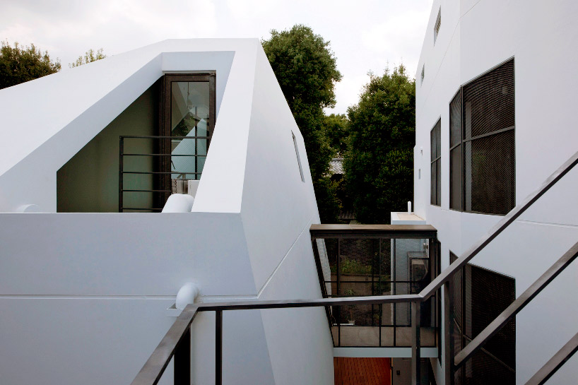 naoki sawaguchi / 44tune: keyaki apartment