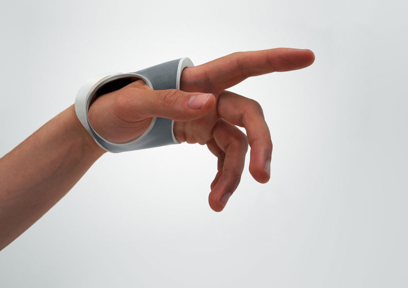 luisa baldassari + giada dammacco: H9 portable lighting tool