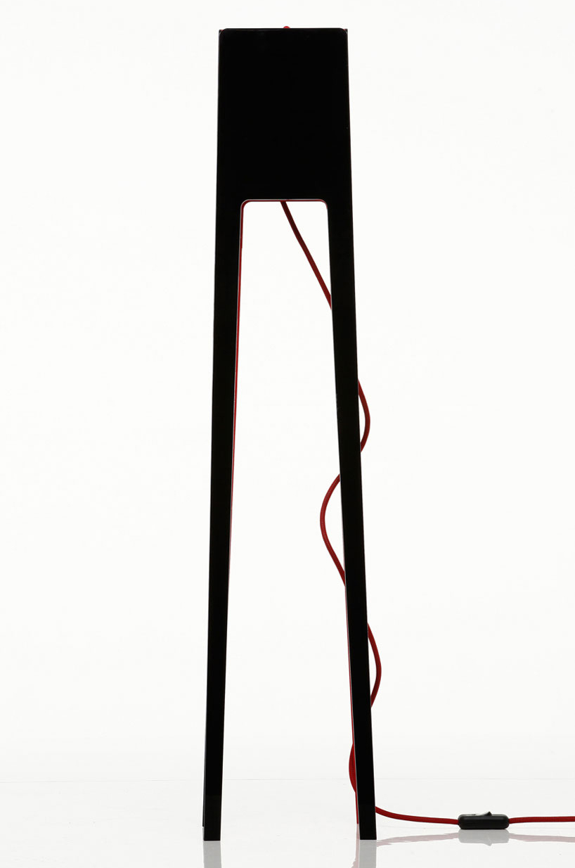lum design: lamp pernas by winner farias