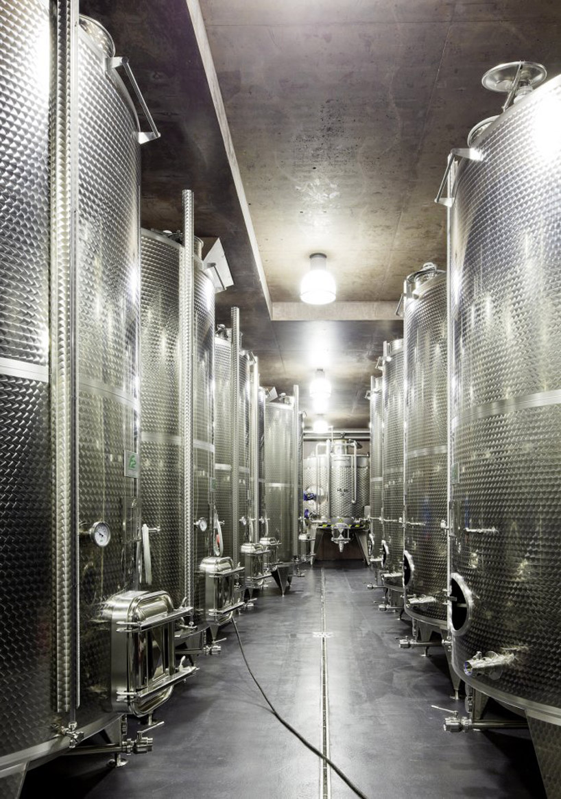 markus scherer architekt: nals margreid winery