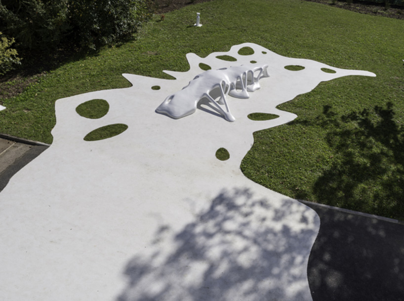 berdaguer + p&eacute;jus: gue(ho)st house