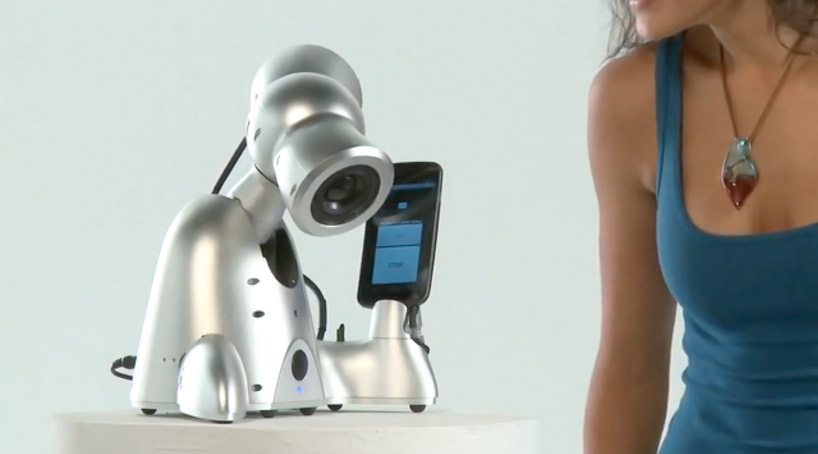 shimi robotic speaker dock