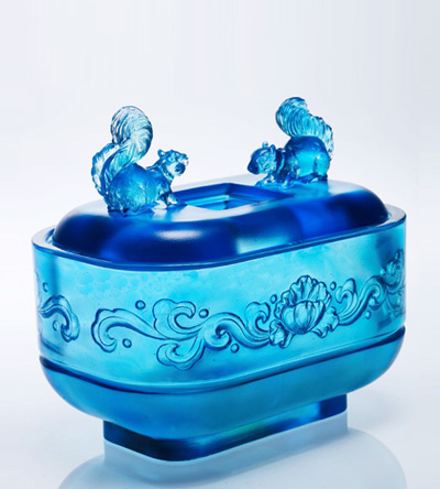 tittot: glass cast vessels from taiwan