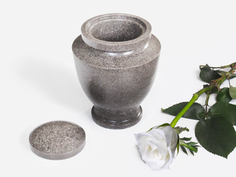 ashen urn