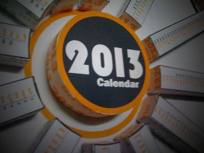 3d crafted infographic 2013 calendar