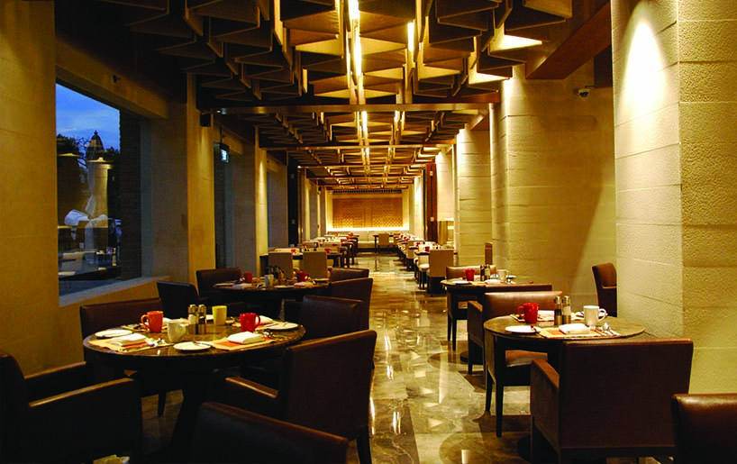 all day dining soaltee crown plaza