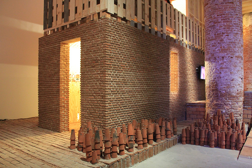 venice architecture biennale wall house by anupama kundoo