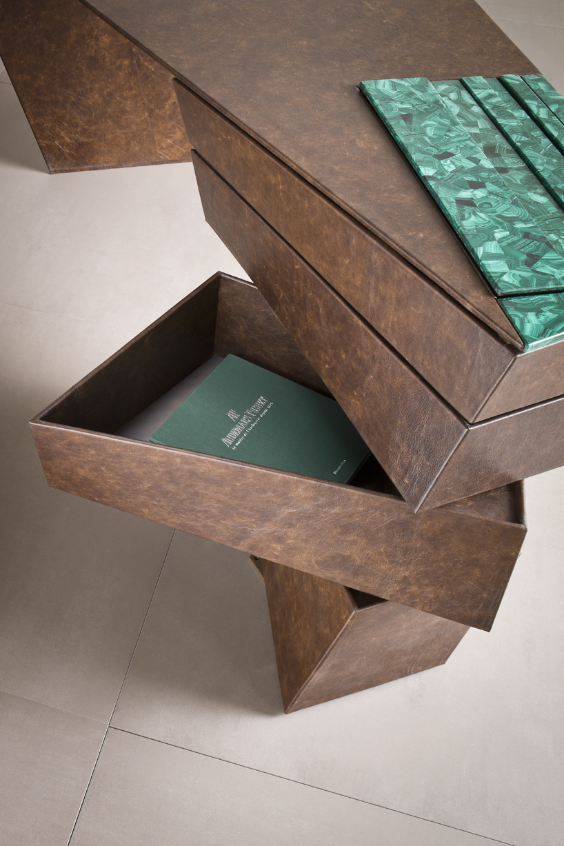 torque desk