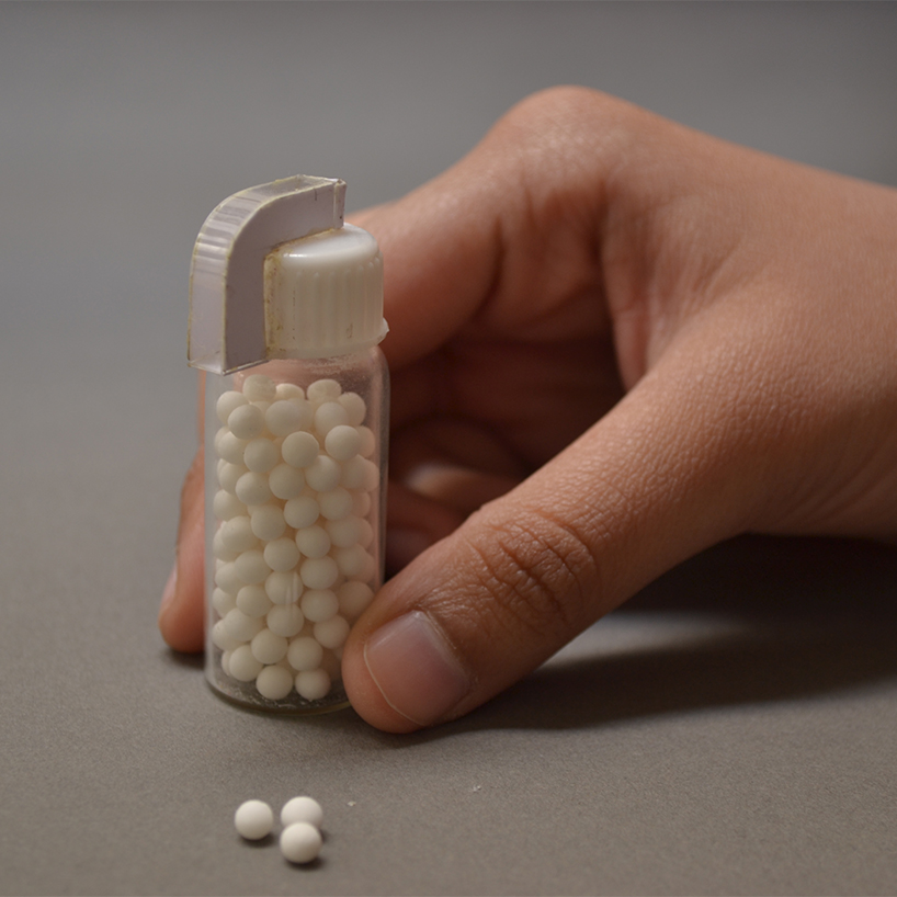 the no spill pill dispenser