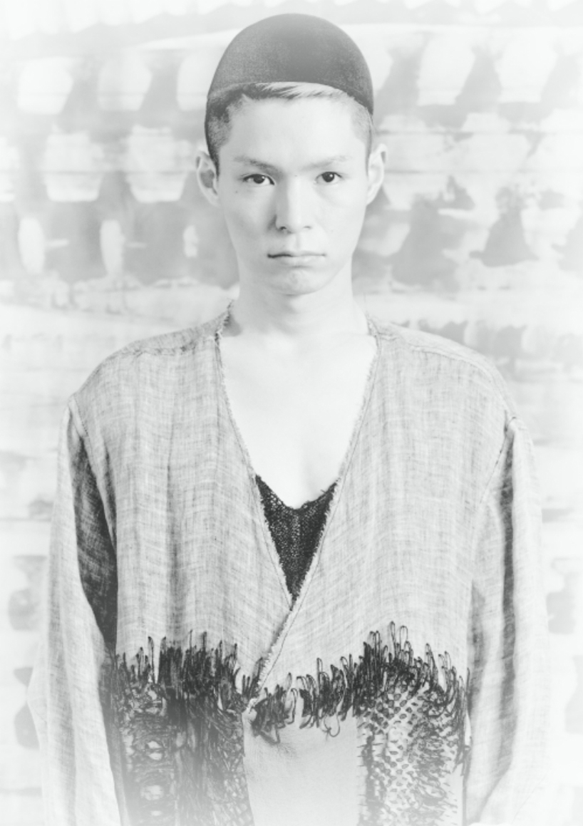 Sleeve Leather Cornice