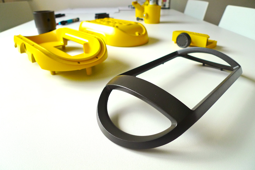 studio lama bogolog tetherball smart workout device designboom