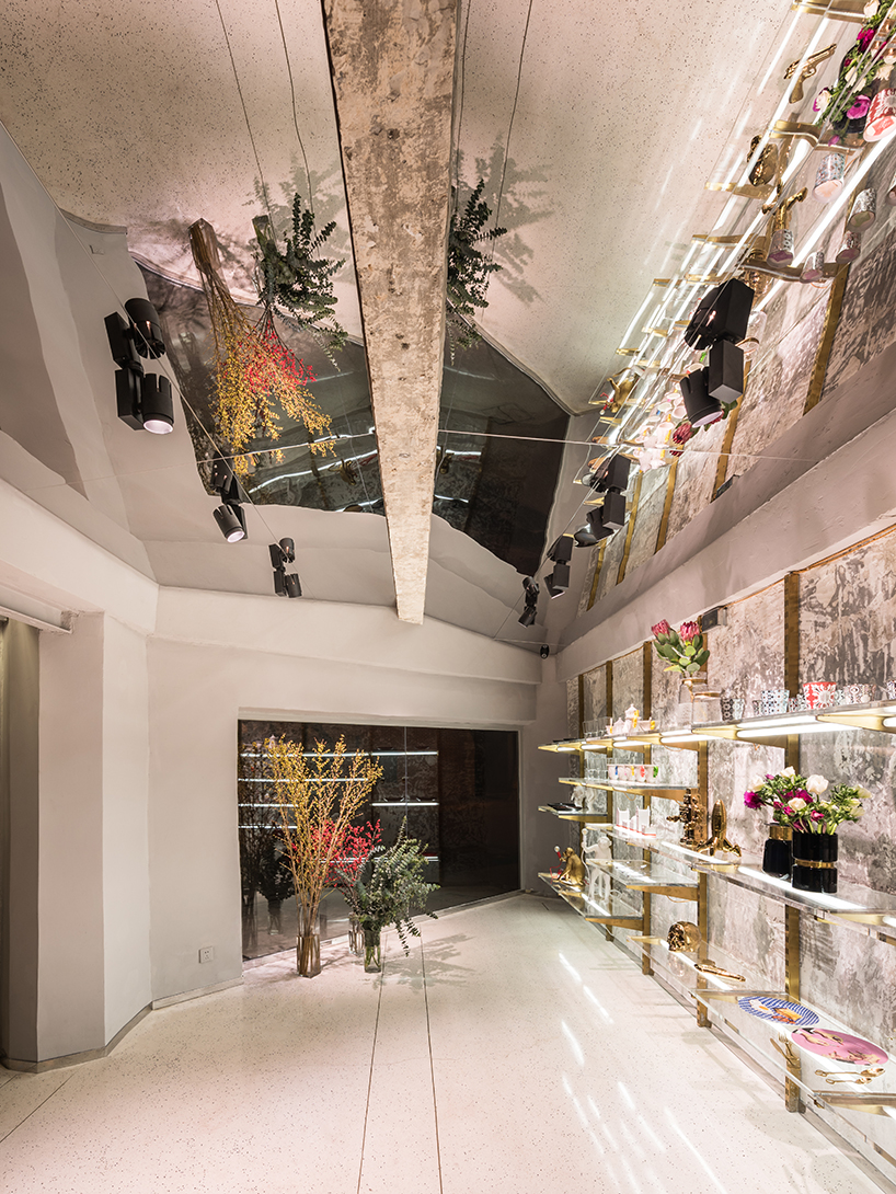 alberto-caiola-julys-flower-shop-shanghai-china-06-13-2019-designboom