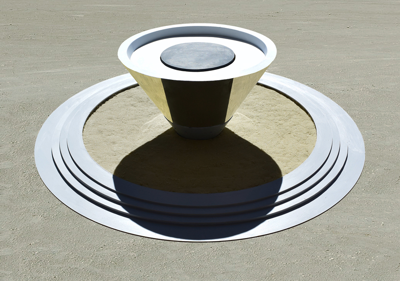 the interactive sand reflecting cone 3