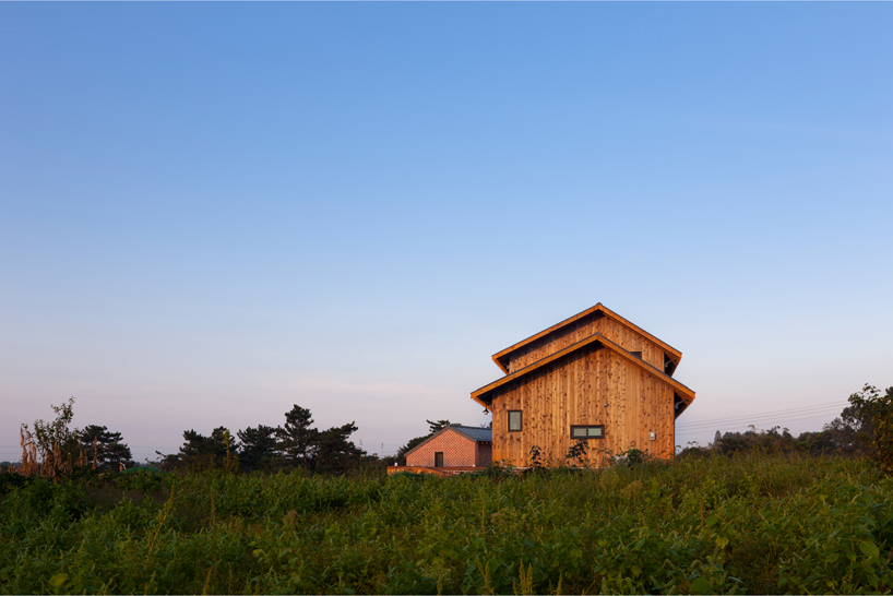 studio_GAON: house of january, house on the demarcation