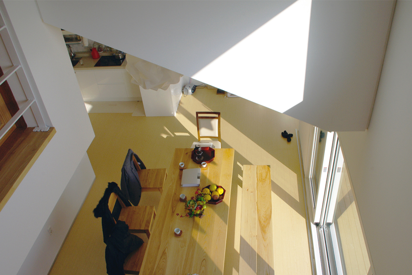 studio_GAON: house of january, house on the demarcation