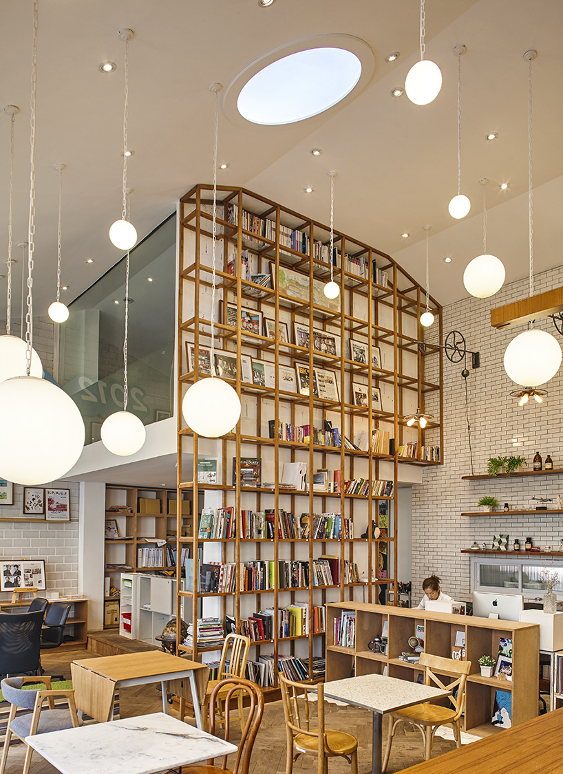 party / space / design shapes its co-working hub as a light-filled open box