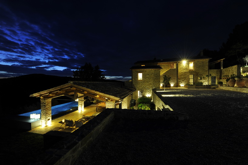 nico van der meulen renovates a 12th century stone guardhouse in italy