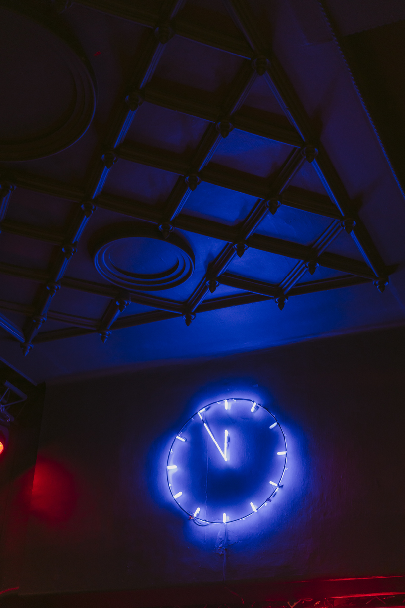 wiercinski studio mixes antiques with neon lighting to design vanity nightclub in poland designboom