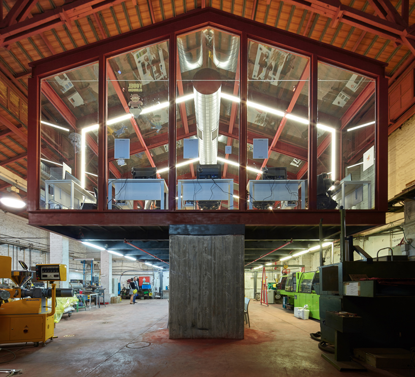 geotectura adds floating glass gallery to shenkar college in ramat gan