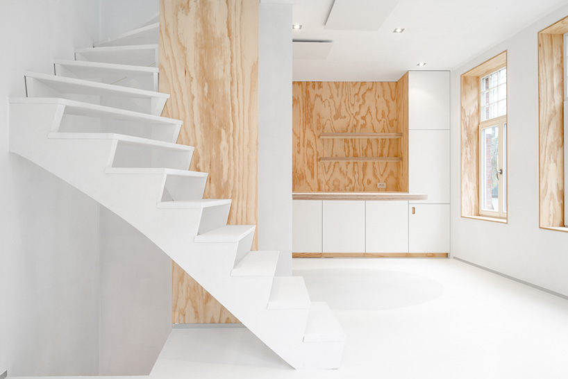 vandaeleplein house cnockaert architecture designboom
