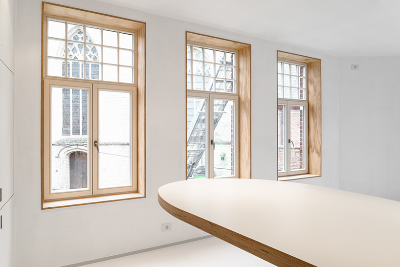 vandaeleplein house cnockaert architecture designboom