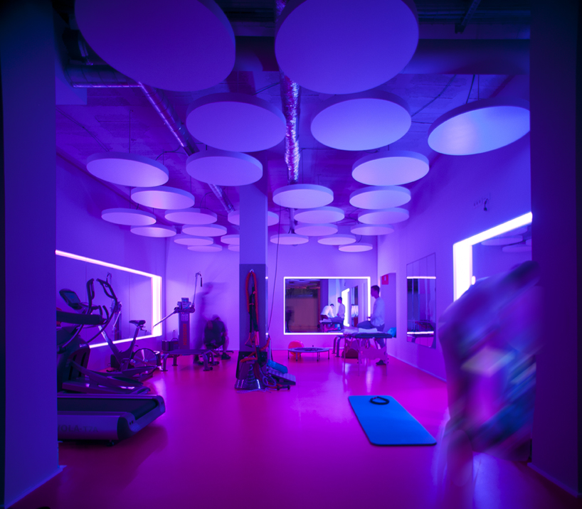gabriel gomera studio uses color and light to motivate gym-goers at R3