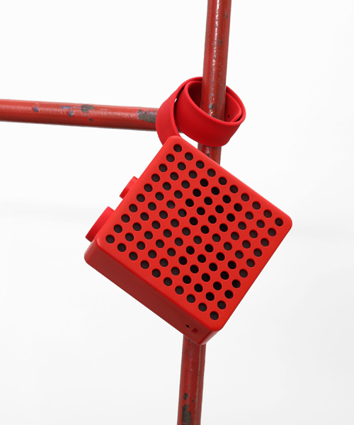 portable radio/speaker by ding3000 for palomar snaps-on like a monkey's tail