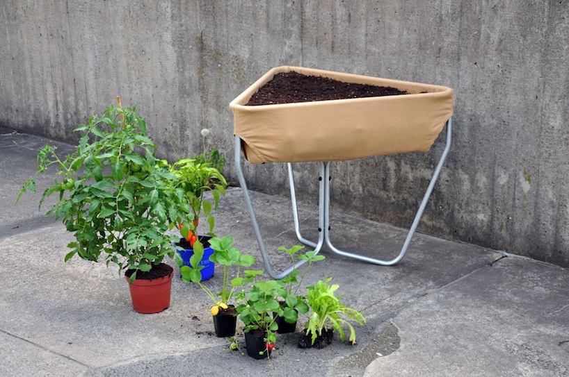 hochbeet: raised urban gardening by thinking hands
