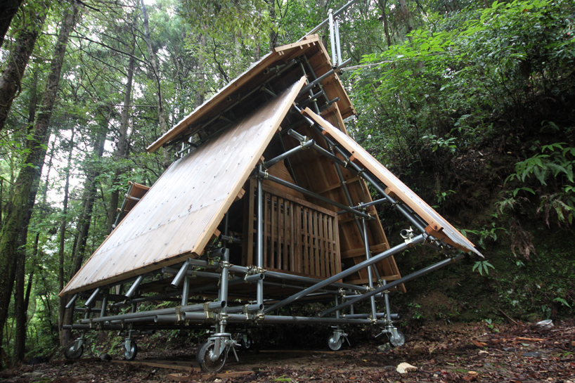 kikuma watanabe designs a movable wooden shinto shrine in the mountains of kochi