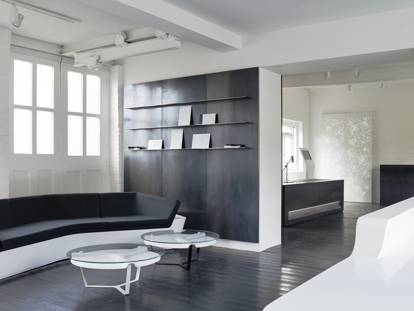 paul crofts studio designs london showroom to present isomi in concrete