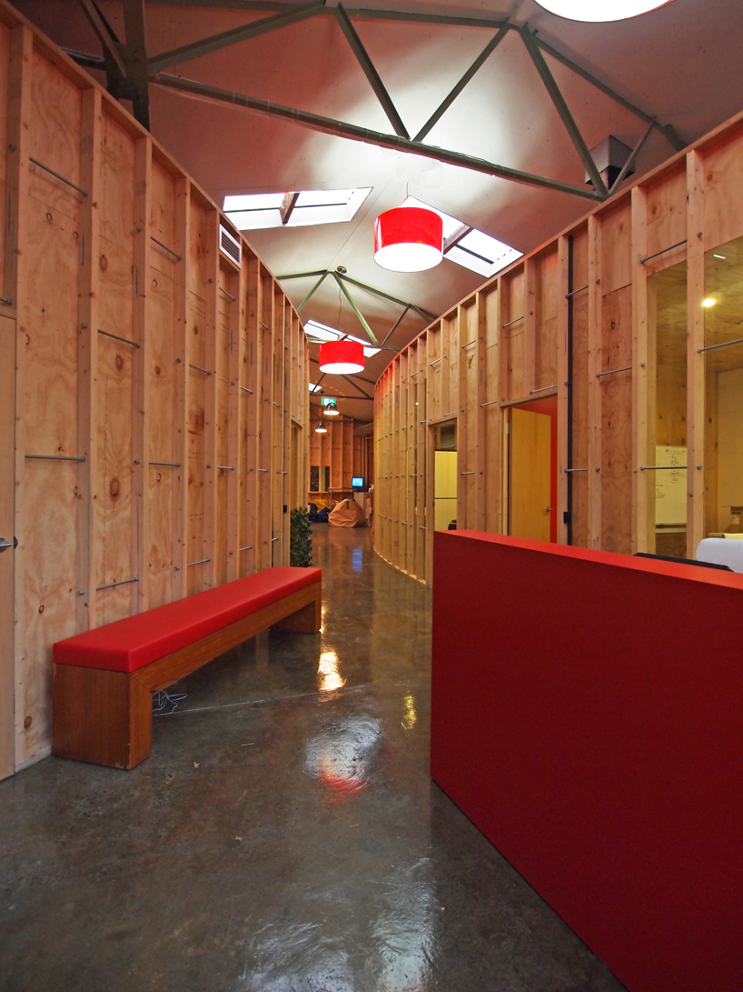 freipost headquarters by ITN architects