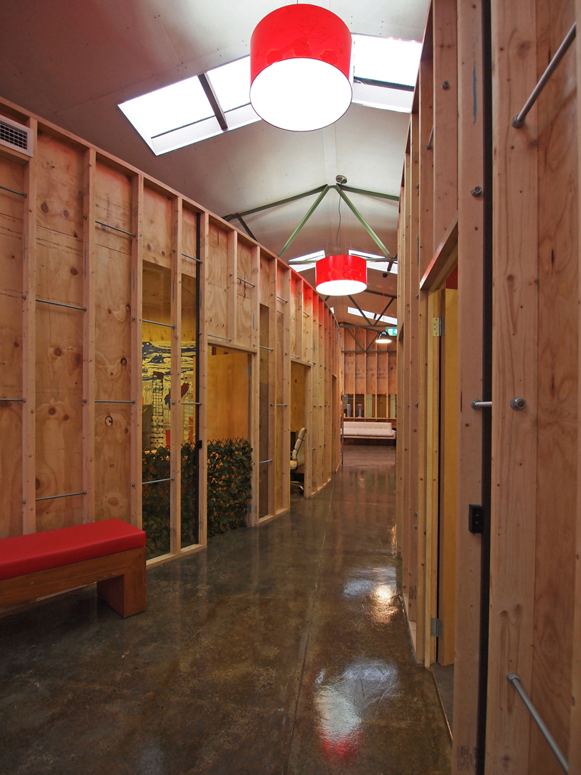 freipost headquarters by ITN architects