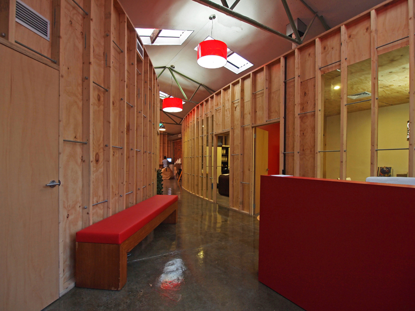 freipost headquarters by ITN architects