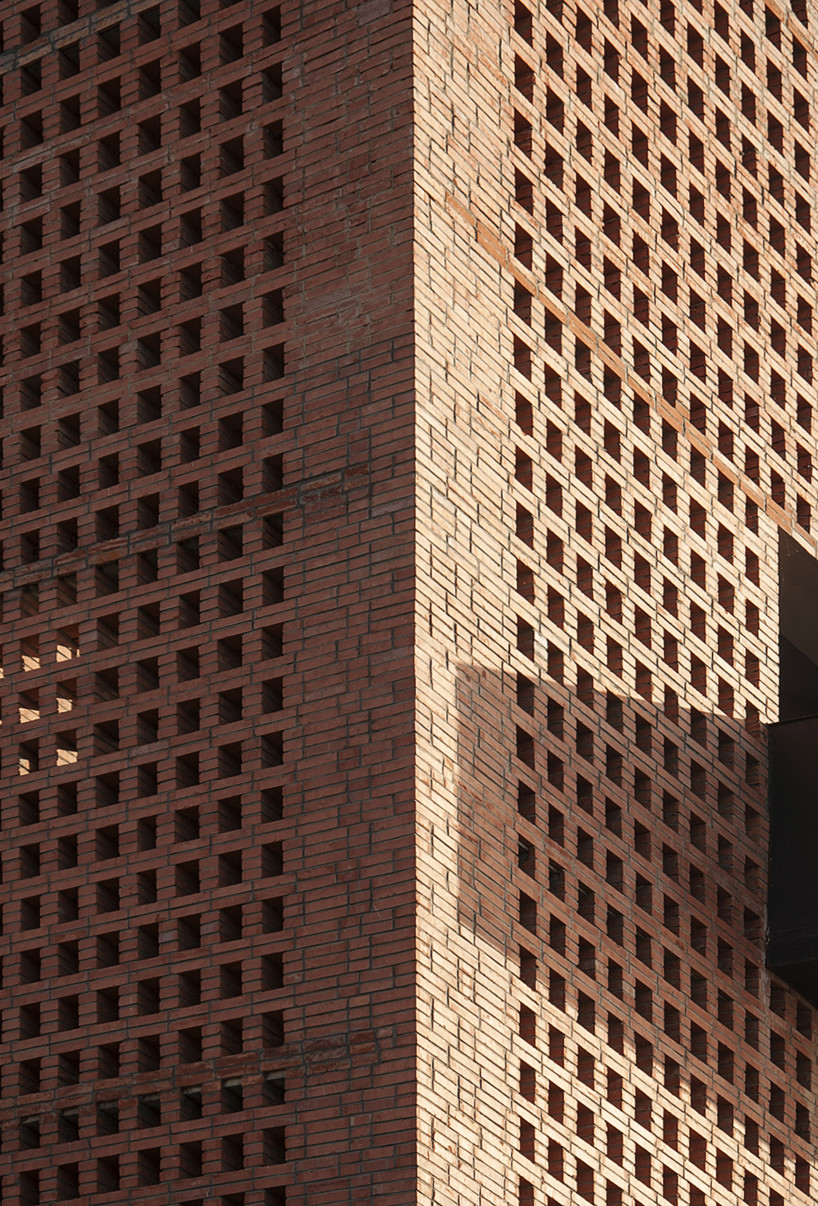 interval architects creates a botanic art center from a disused brick kiln in china